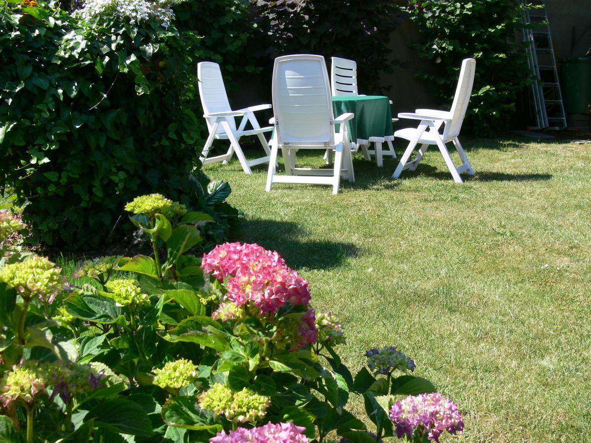 Apartment Rerik With Fenced Garden Exterior photo